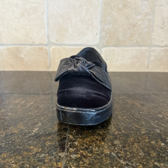 Michael Kors Willa Slip On Shoes Size 6M Black Velvet Bow Detail - Picture 6 of 13